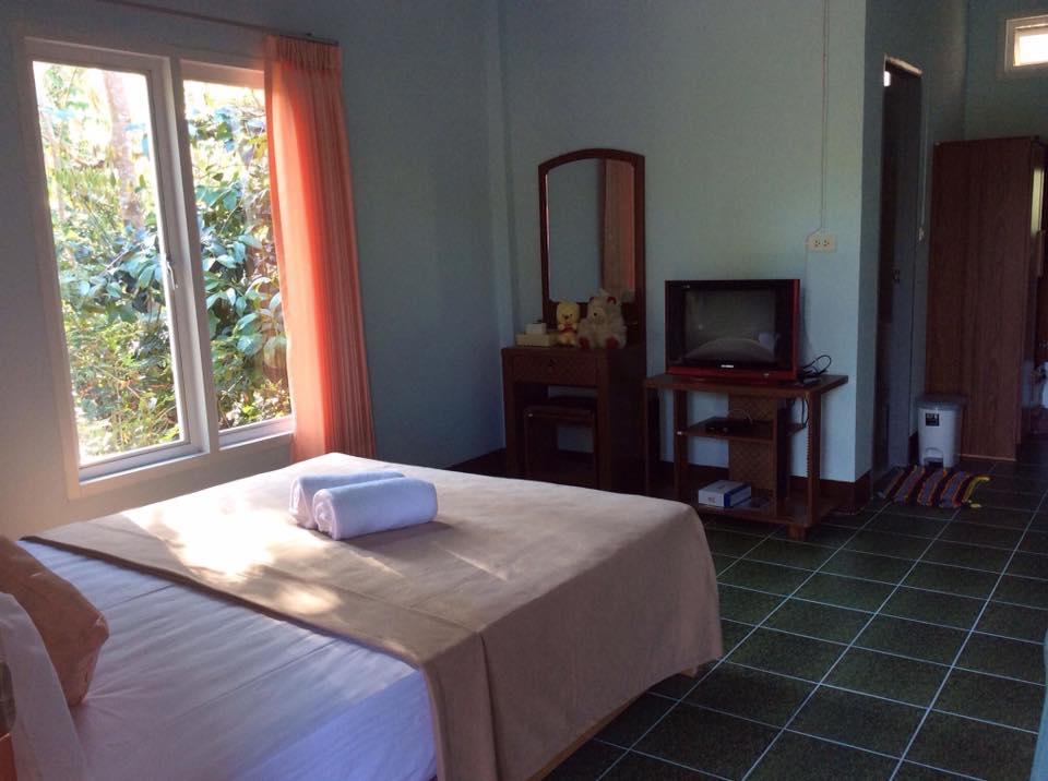 Bangsak Hut Vandrerhjem Khao Lak Eksteriør bilde