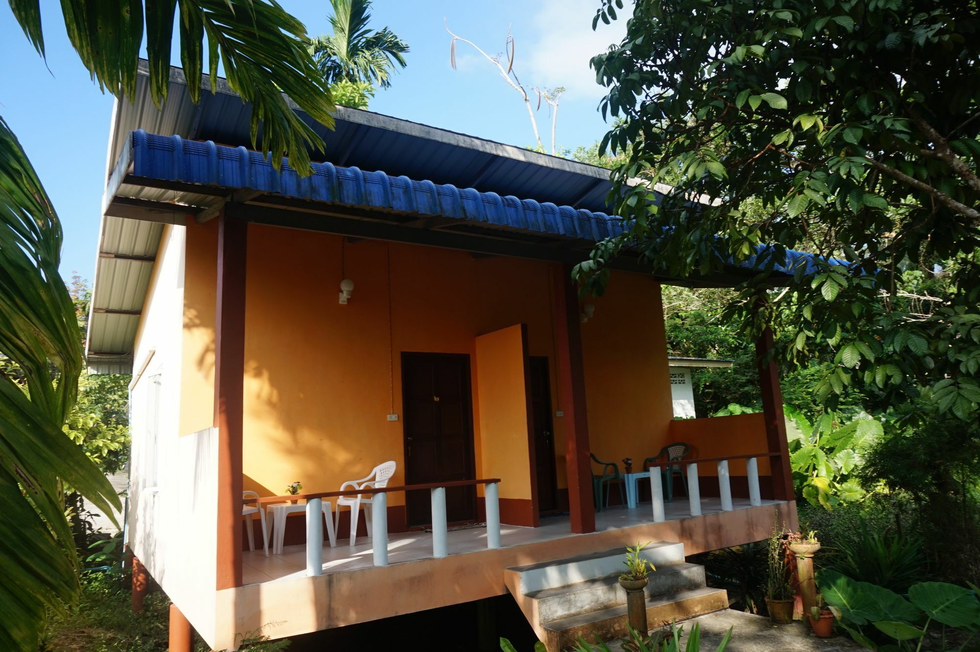 Bangsak Hut Vandrerhjem Khao Lak Eksteriør bilde